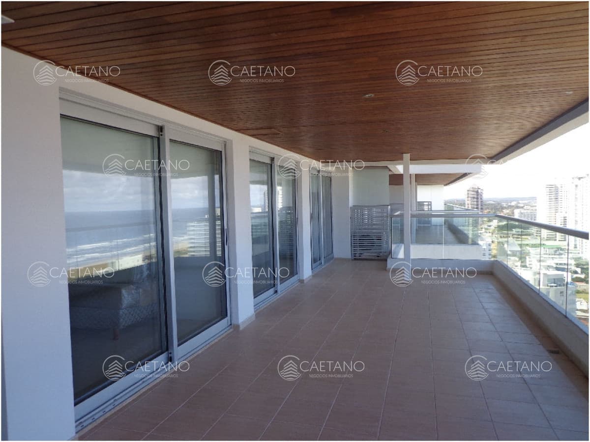 Apartamento en Brava, 3 dormitorios * — foto 3