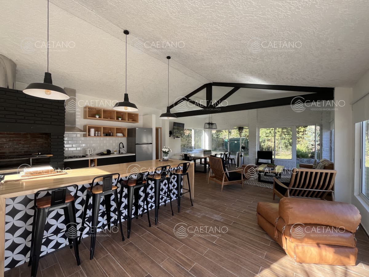 Venta Casa Punta del Este 4 dormitorios en Barrio Marly Punta del Este con piscina — foto 3