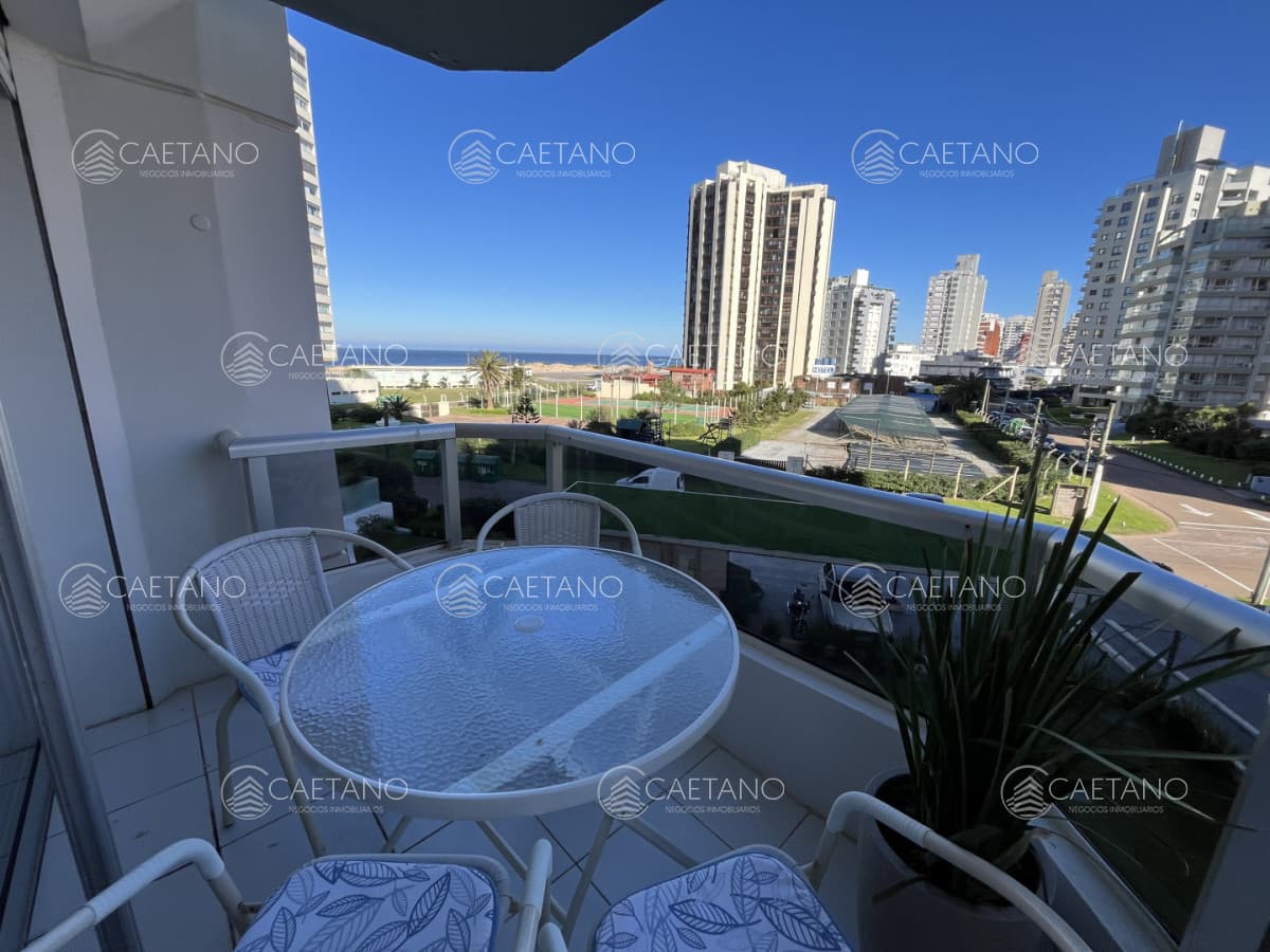 BRAVA, A 100 MTS DEL MAR. COMODO APARTAMENTO CON MUY BUENOS SERVICIOS — foto 2