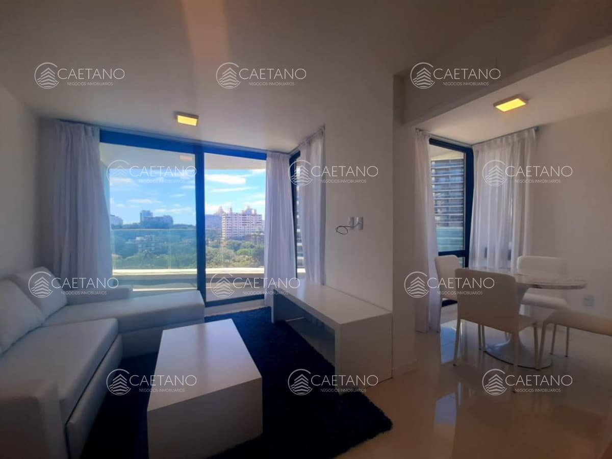 Alquiler Anual Apartamento Art Tower Punta del Este