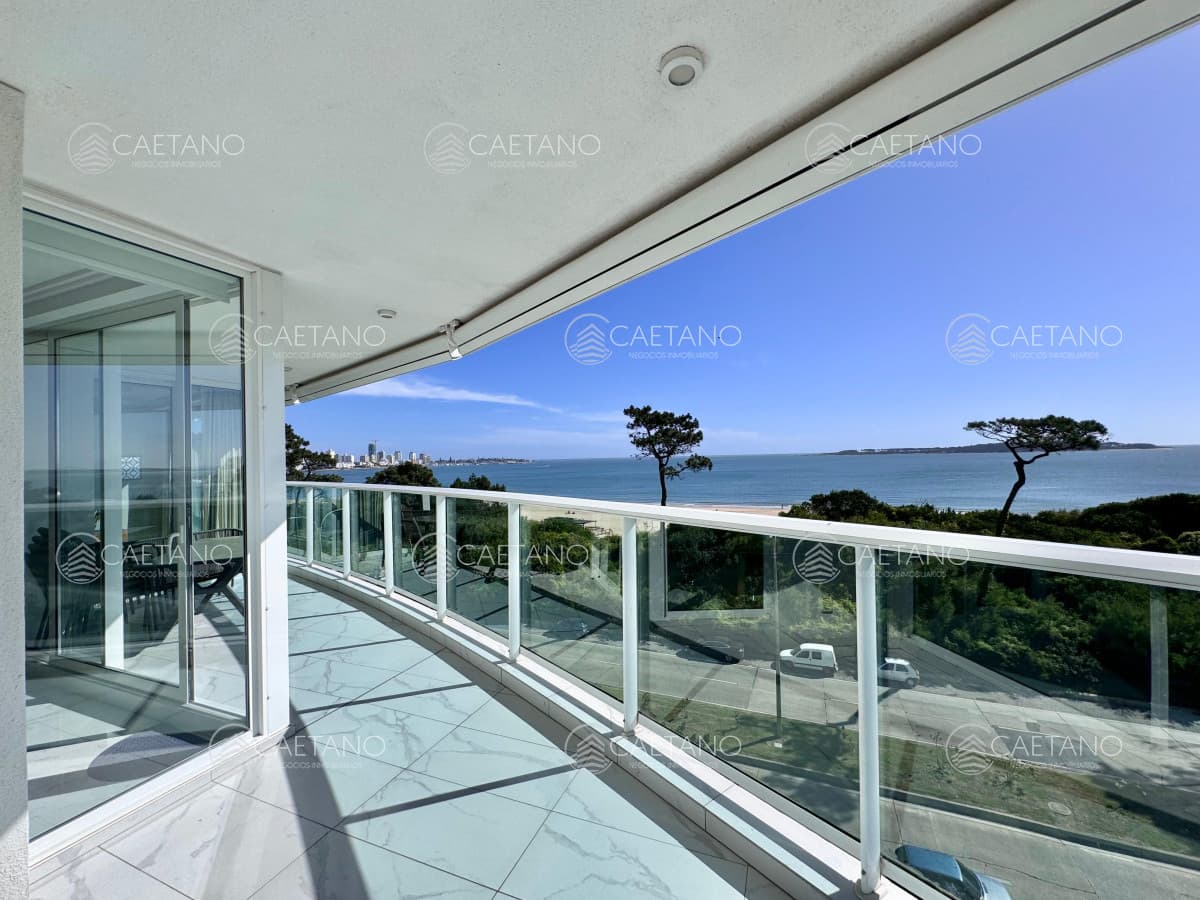 Apartamento de tres dormitorios en suites en Paramount Smart Tower en Venta — foto 3