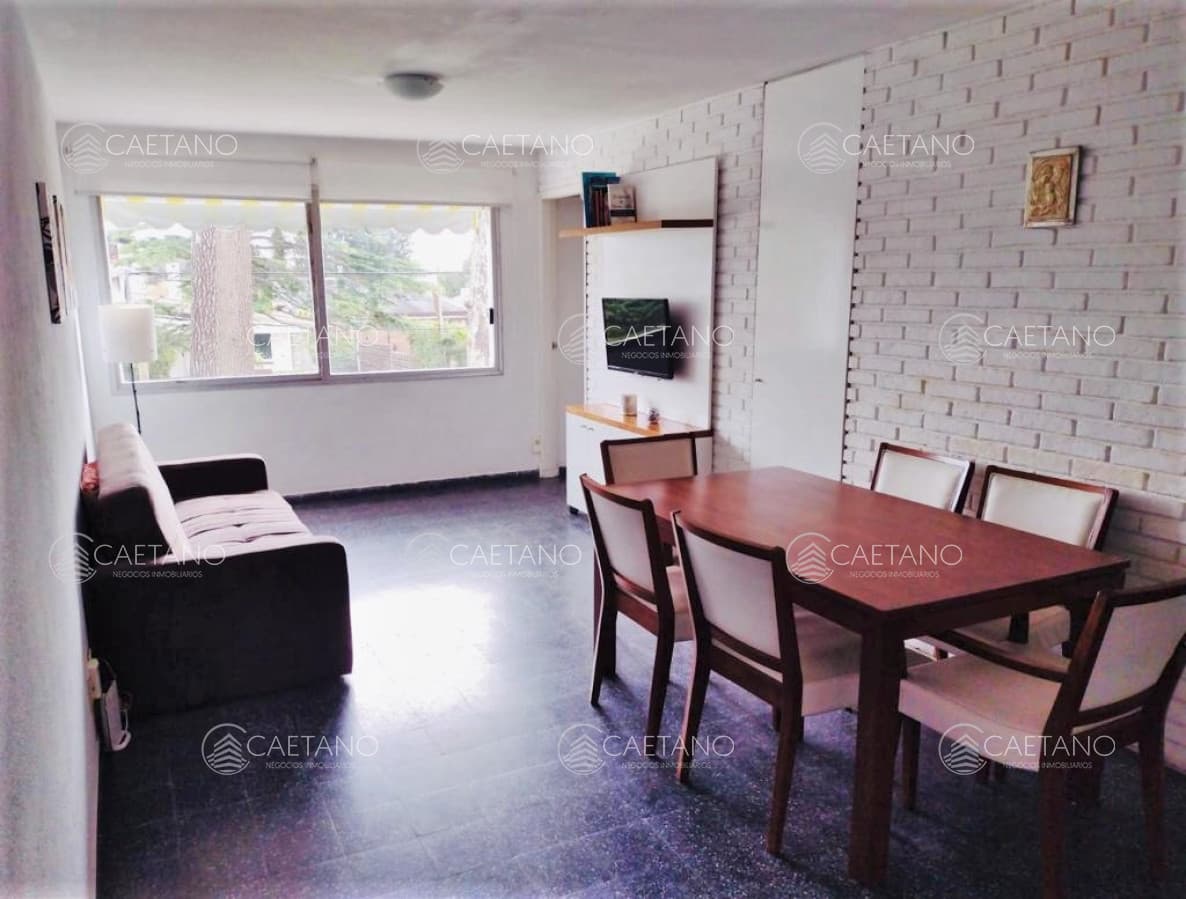 Oportunidad en Venta - Apartamento de Dos Dormitorios Playa Mansa — foto 2
