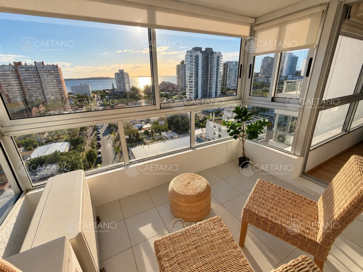 departamento 3 dormitorios con vista a playa mansa en alquiler