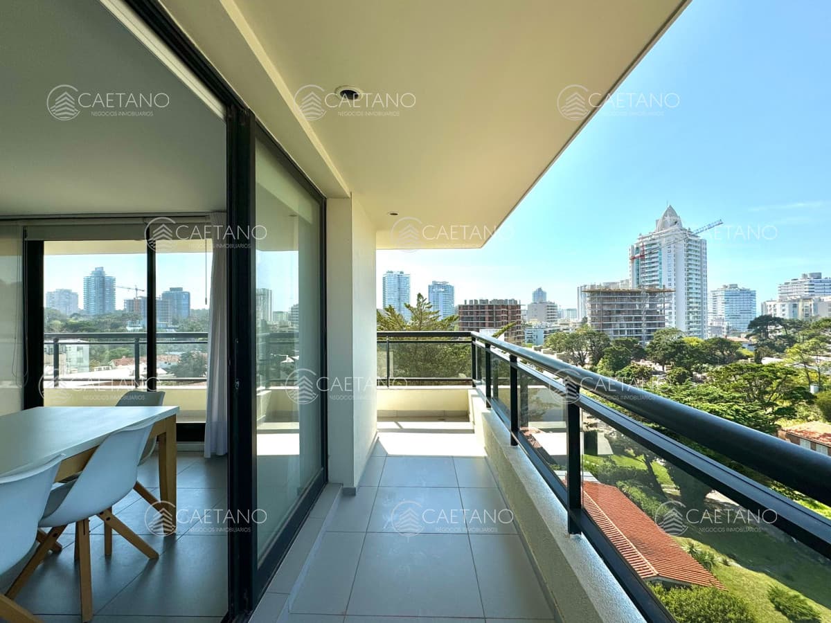 Apartamento de dos dormitorios con vista al mar en Venta Punta del Este — foto 2