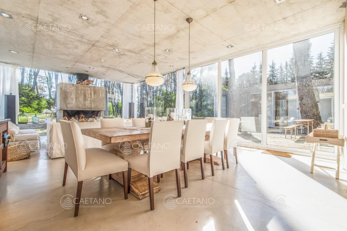Excelente Casa en Venta en Laguna Blanca — foto 2