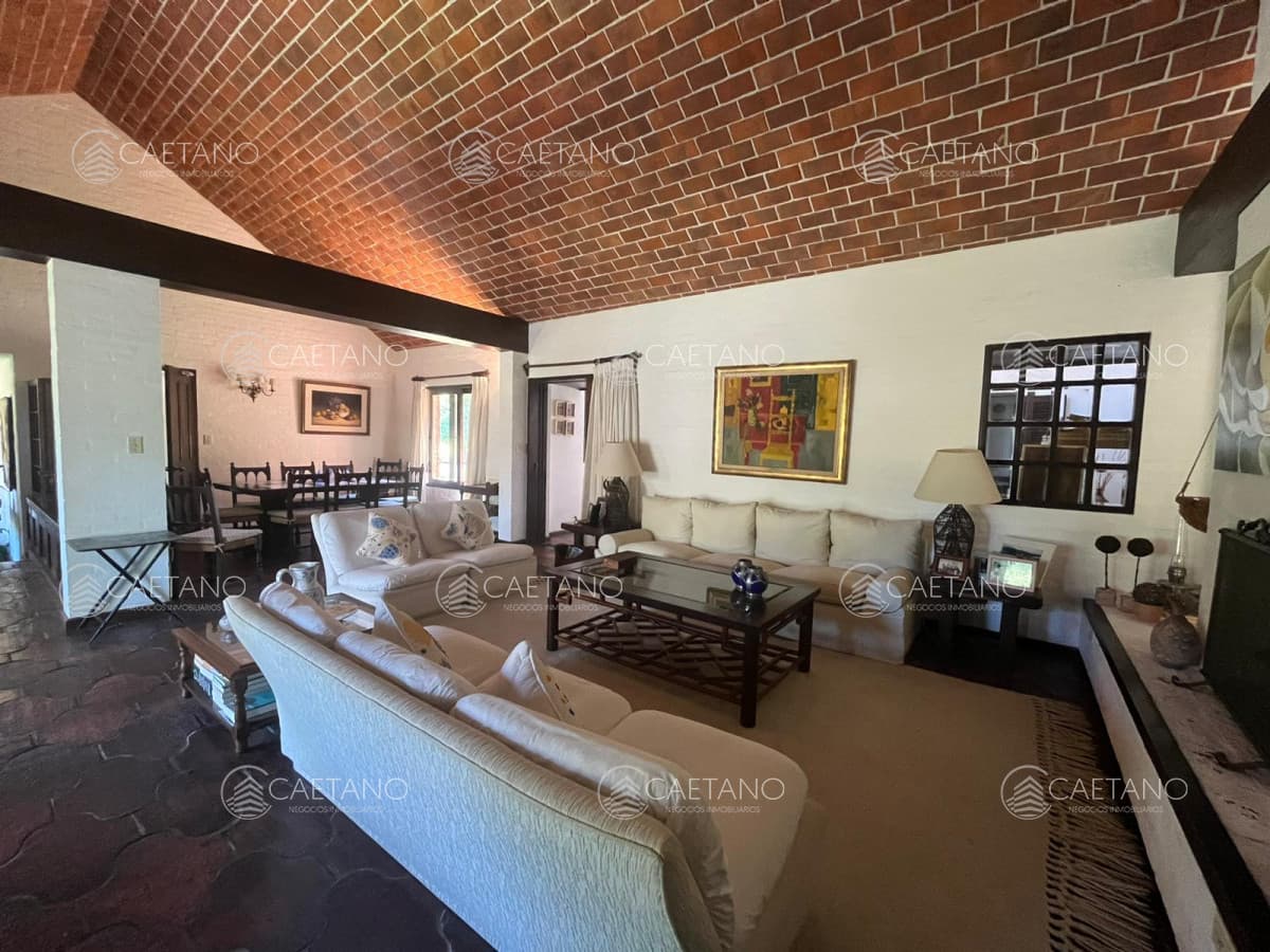 Venta de Espectacular casa en Barrio Golf — foto 3