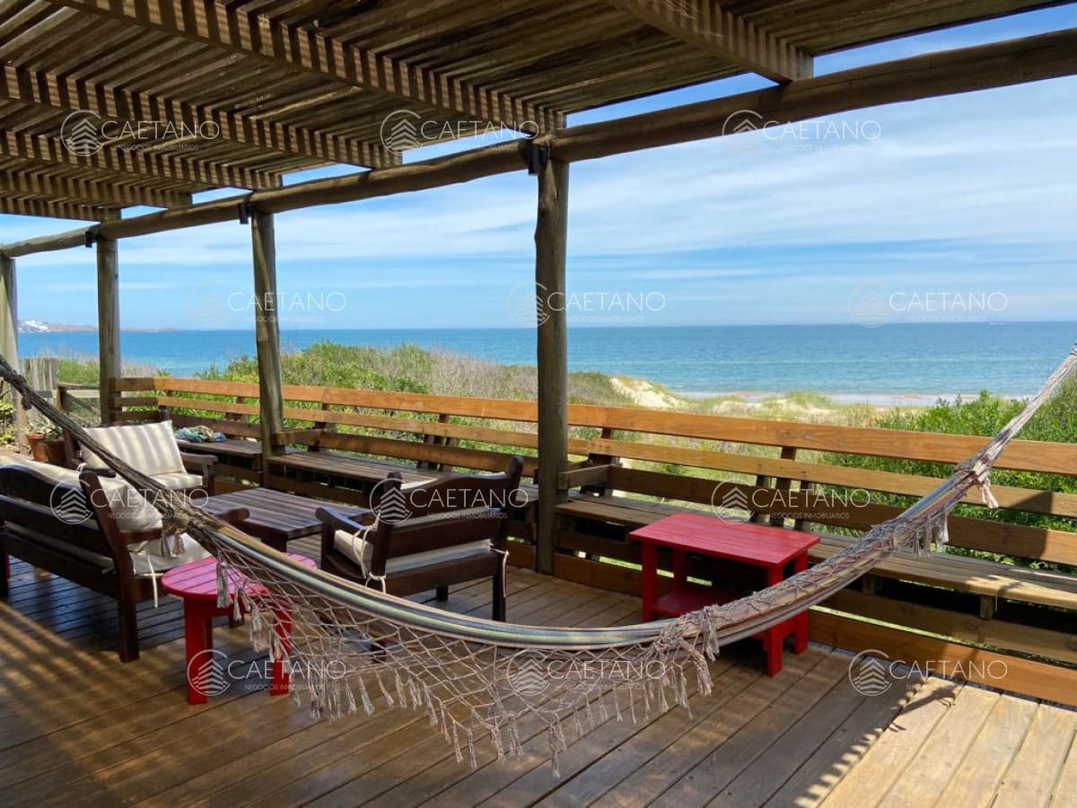 Casa en Venta Sobre el Mar de Tio Tom