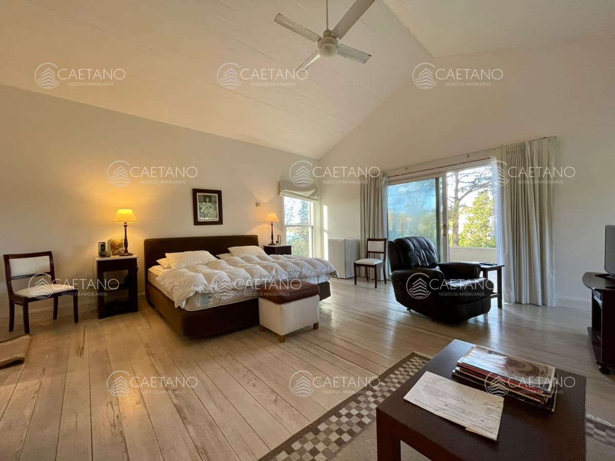 Laguna Blanca Barrio Privado Casa Grande en Venta — foto 3