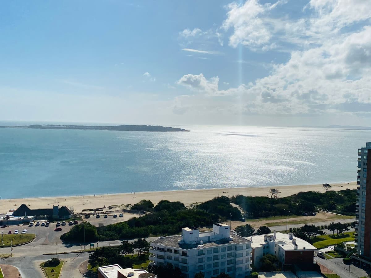 ALQUILER DE INVIERNO EN MIAMI BOULEVARD CON VISTA AL MAR
