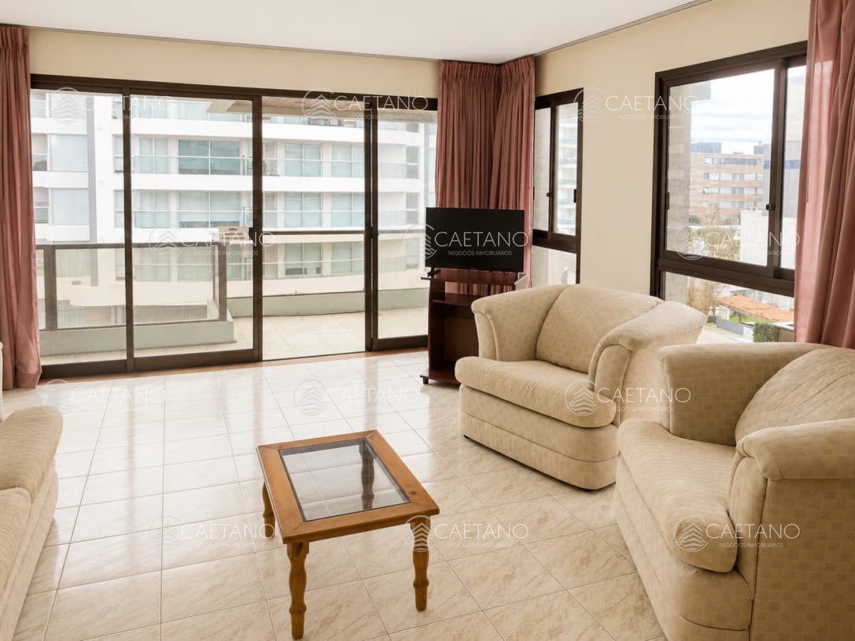 Apartamento en alquiler en Punta del Este