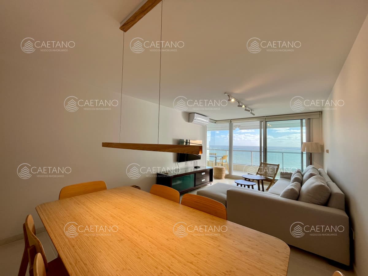 Alquiler temporal, apartamento 2 dormitorios. Playa mansa, Punta del Este. — foto 3