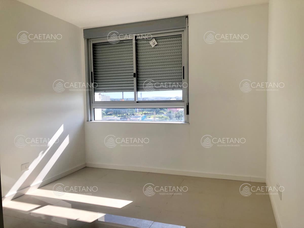 Alquiler anual, zona céntrica, todos los servicios. — foto 3