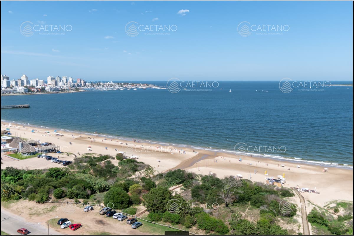 Venta pent-house, primera línea, playa mansa — foto 2