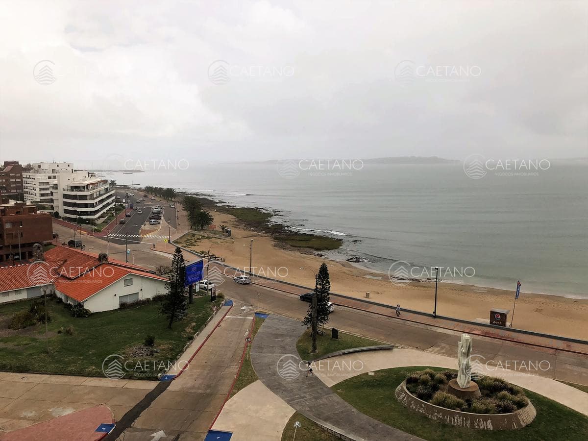 Apartamento alquiler temporario 4 dormitorios - Playa Mansa, Punta del Este — foto 2