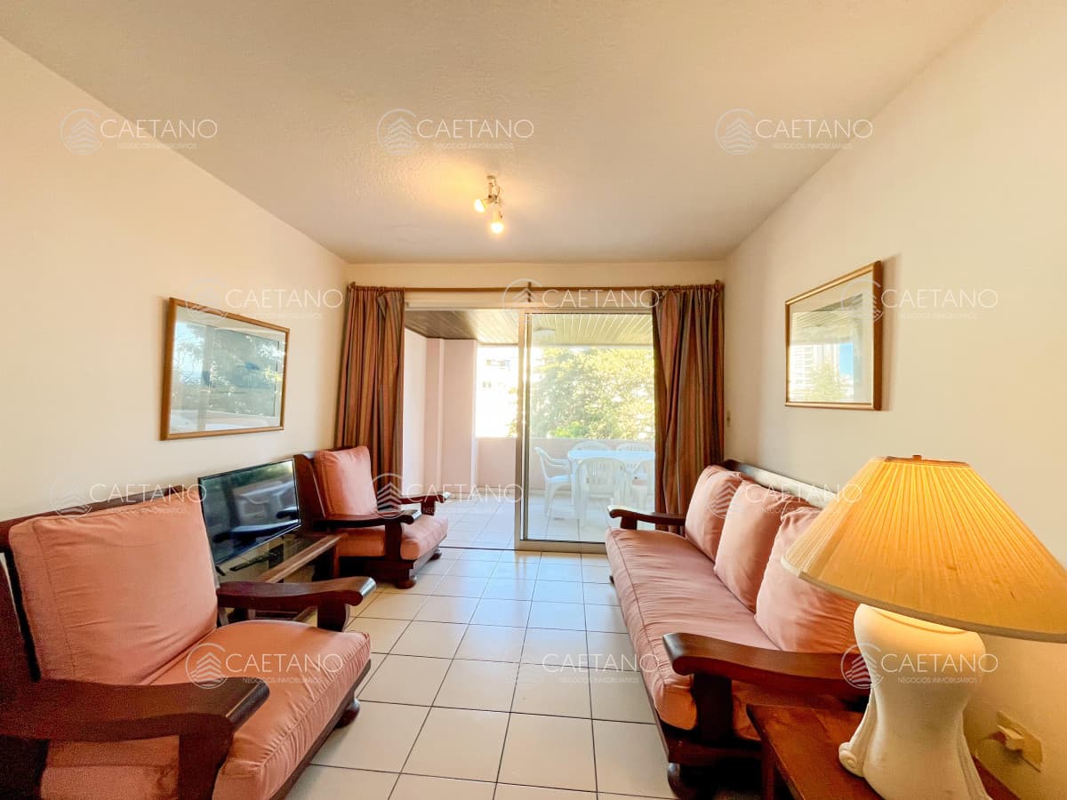 Venta apartamento 3 dormitorios. Playa mansa, Punta del Este