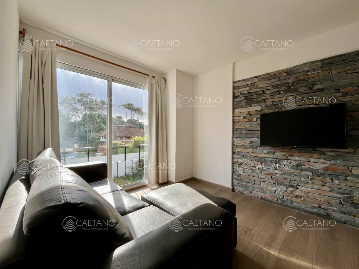 Apartamento en alquiler de 3 dormitorios — foto 3