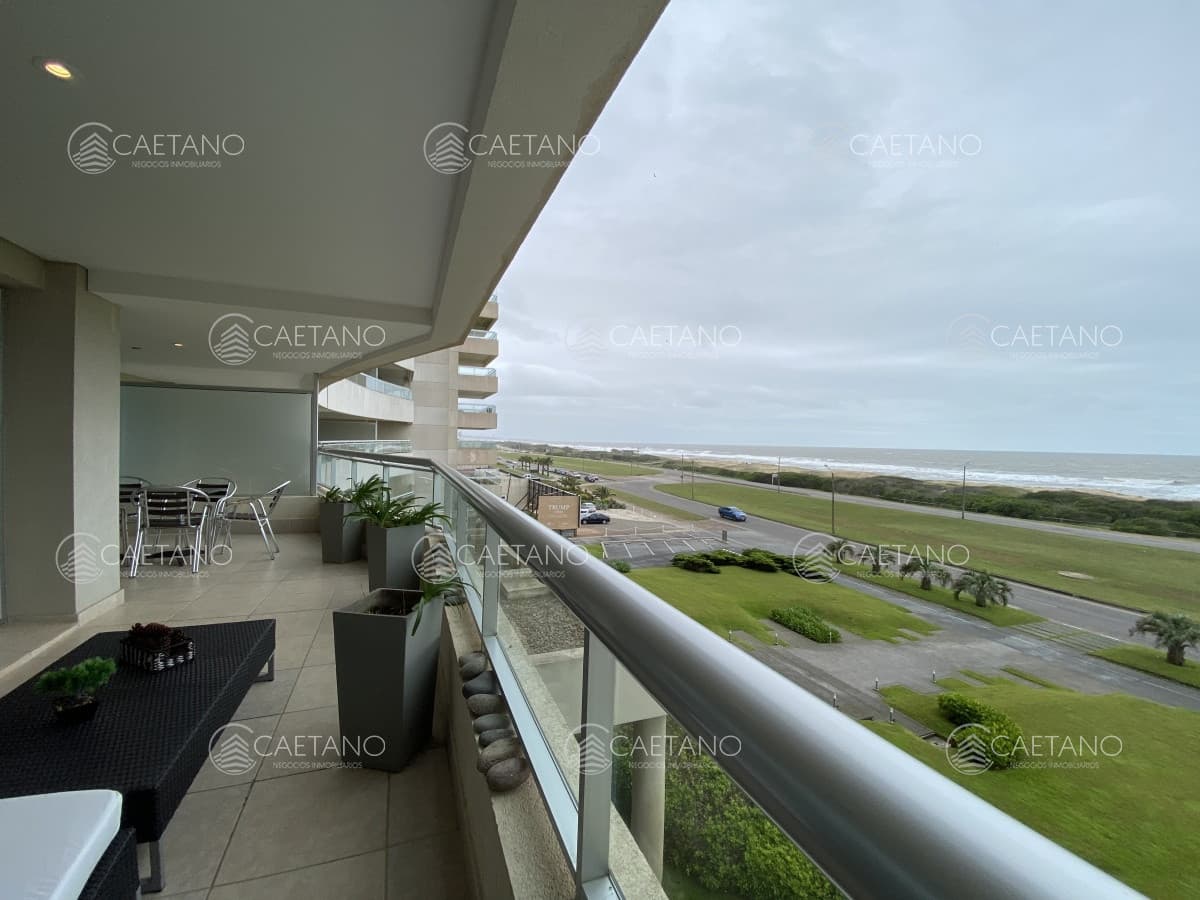 Alquiler anual y temporal apartamento 3 dormitorios playa brava Punta del Este