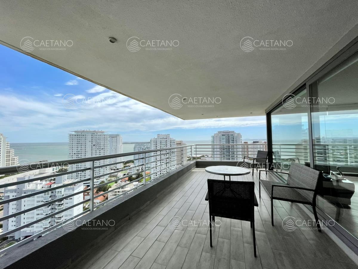 Excepcional apartamento de 4 dormitorios en piso alto! — foto 2
