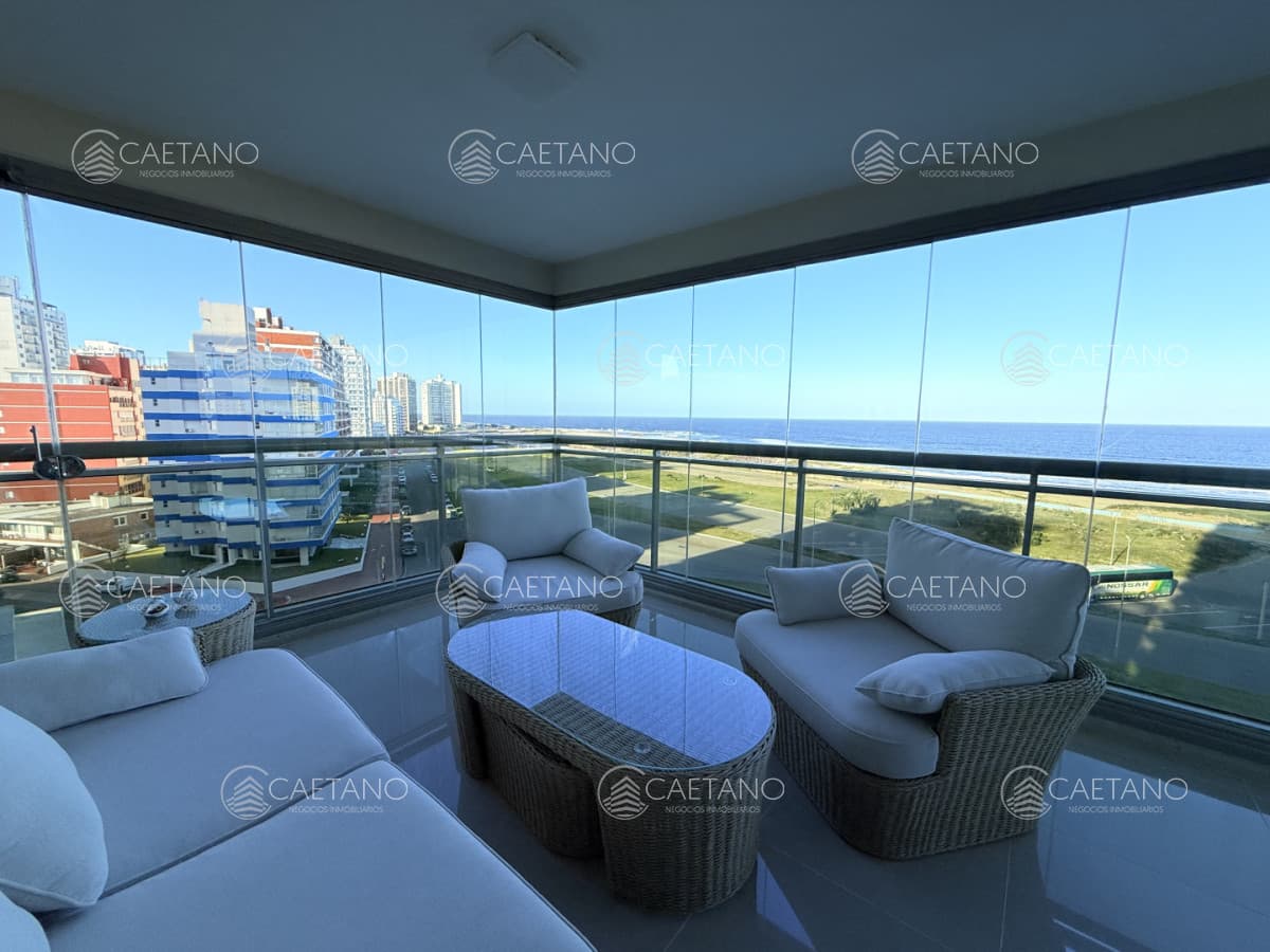Venta apartamento 3 dormitorios mas dependencia - Playa Brava - Punta del Este — foto 2