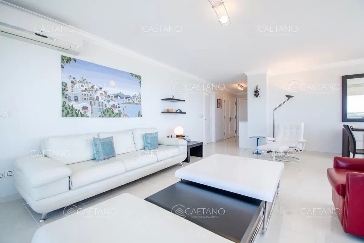 Alquiler de temporada apartamento 3 dormitorios más servicio, playa mansa Punta del Este — foto 3