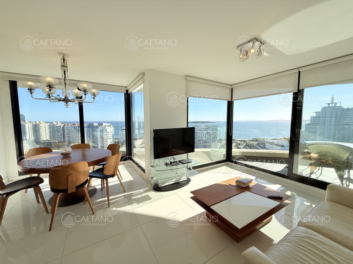 Venta apartamento 3 dormitorios - Playa Mansa, Punta del Este