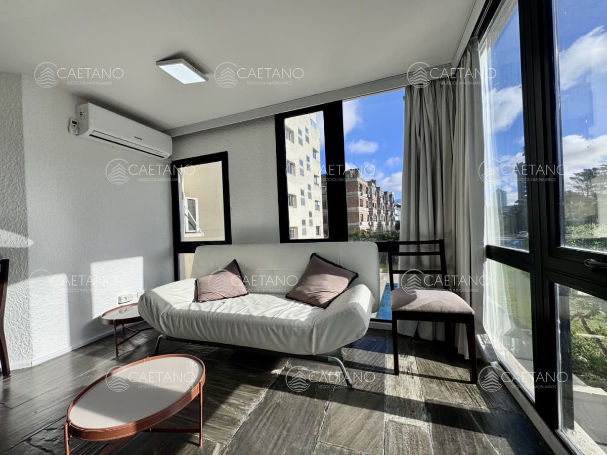 Venta apartamento de dos dormitorios, Playa Brava - Punta del Este — foto 2
