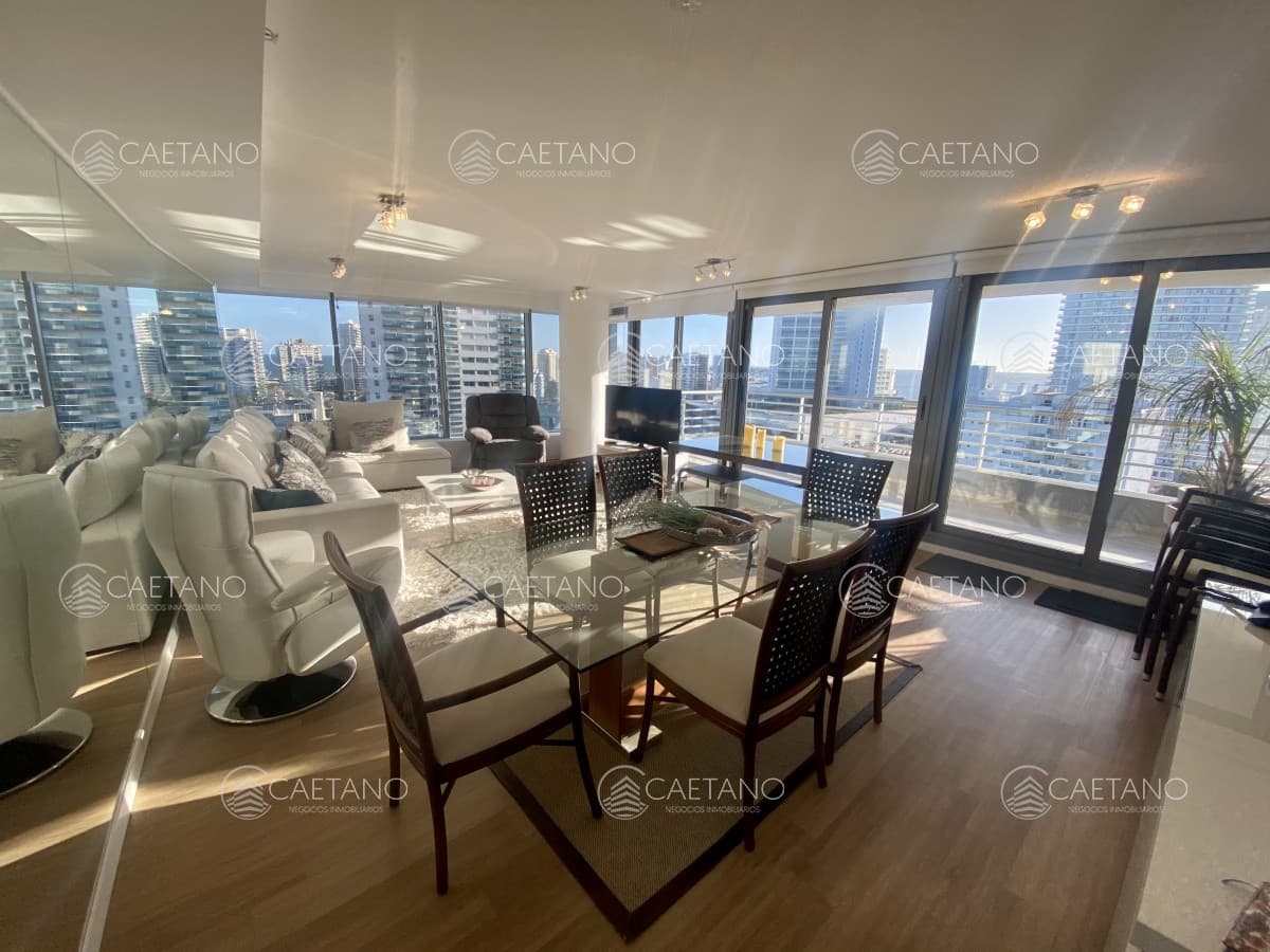 Venta apartamento 3 dormitorios. Playa mansa, Punta del Este — foto 3