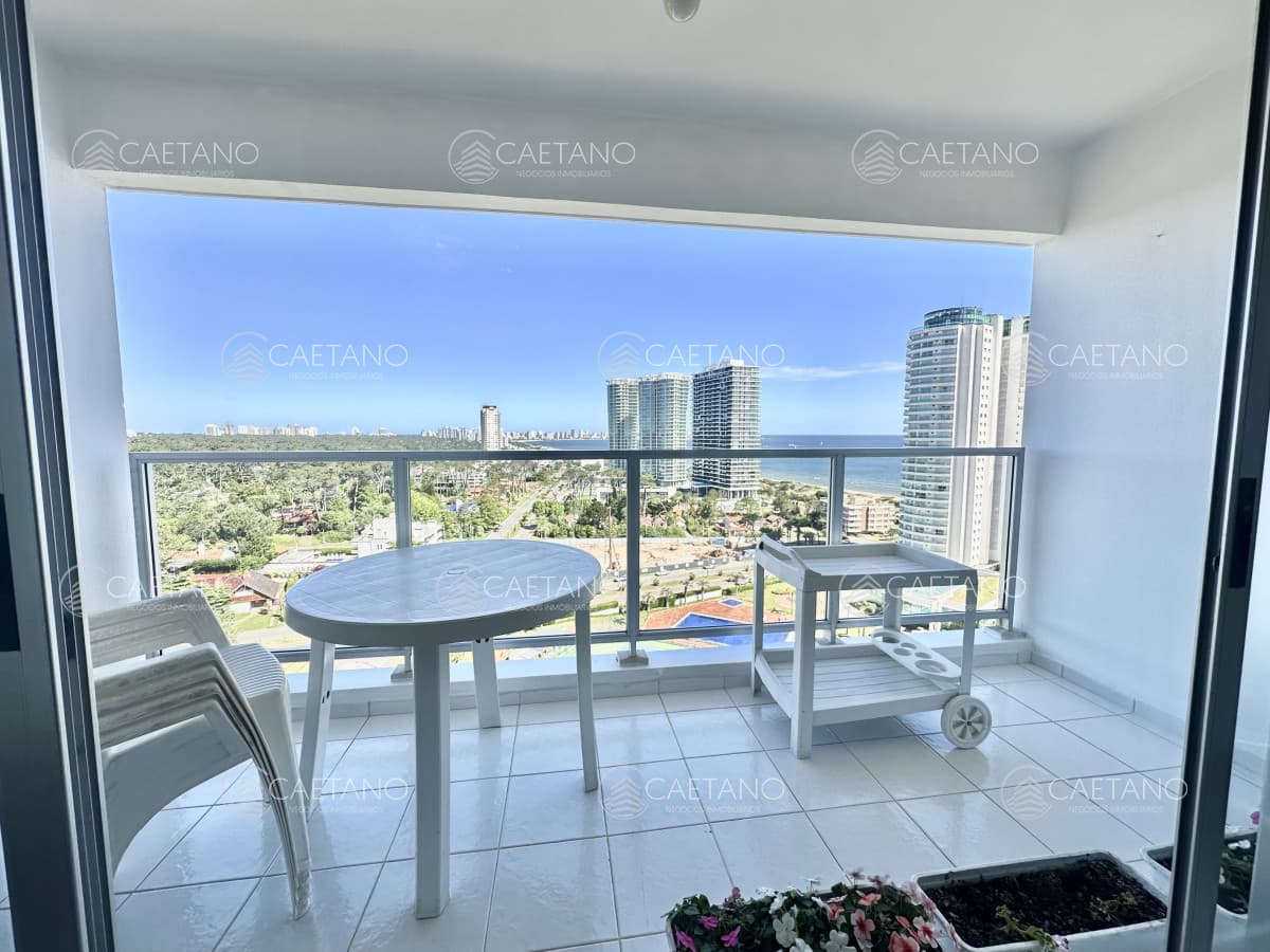 Alquiler invernal apartamento 3 dormitorios, Playa mansa Punta del Este. — foto 2