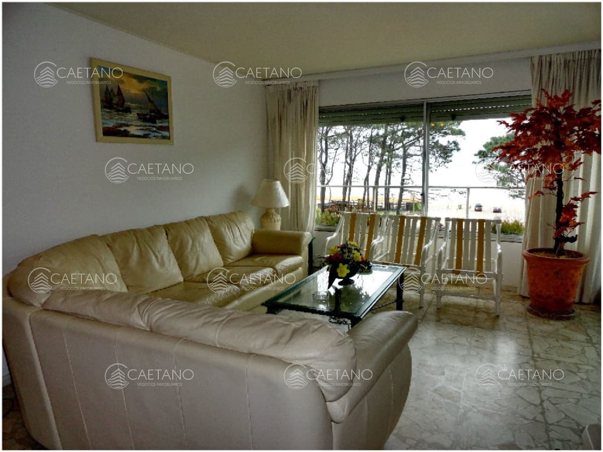 Apartamento en alquiler - Playa Mansa, Punta del Este — foto 2