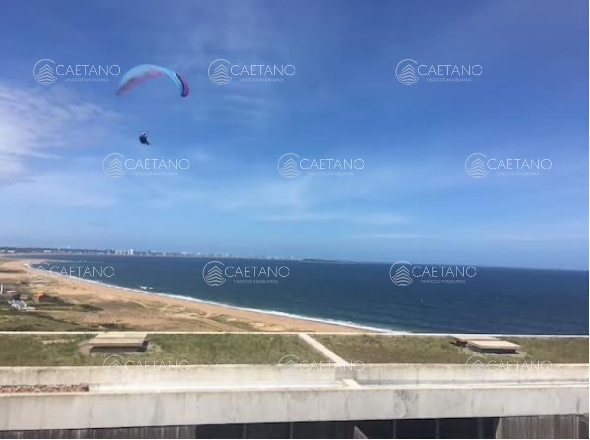 Excepcional apartamento con vista despejada en Punta Ballena
