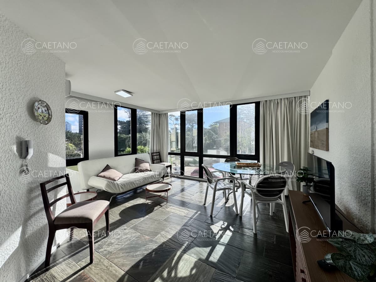 Venta apartamento de dos dormitorios, Playa Brava - Punta del Este — foto 3