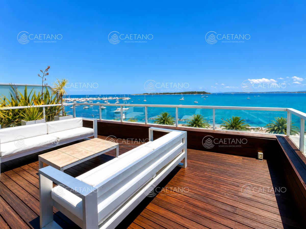 Venta apartamento 3 dormitorios. Peninsula, Punta del Este. — foto 2