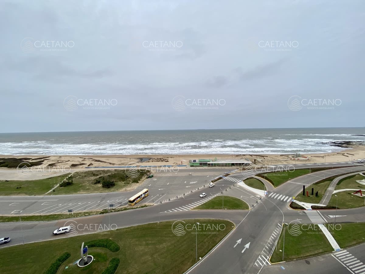 Alquiler anual o temporal apartamento tres dormitorios Imperiale I Punta del Este — foto 3
