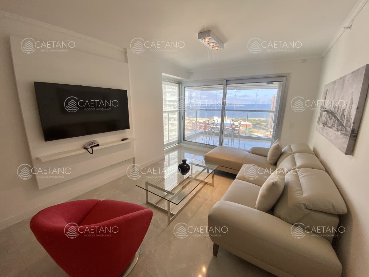 Alquiler anual apartamento 2 dormitorios playa mansa Punta del Este — foto 2