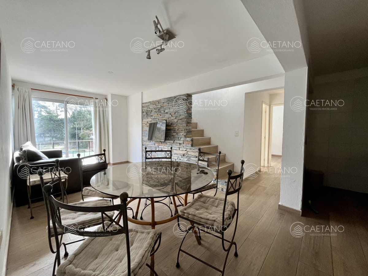 Apartamento en alquiler de 3 dormitorios