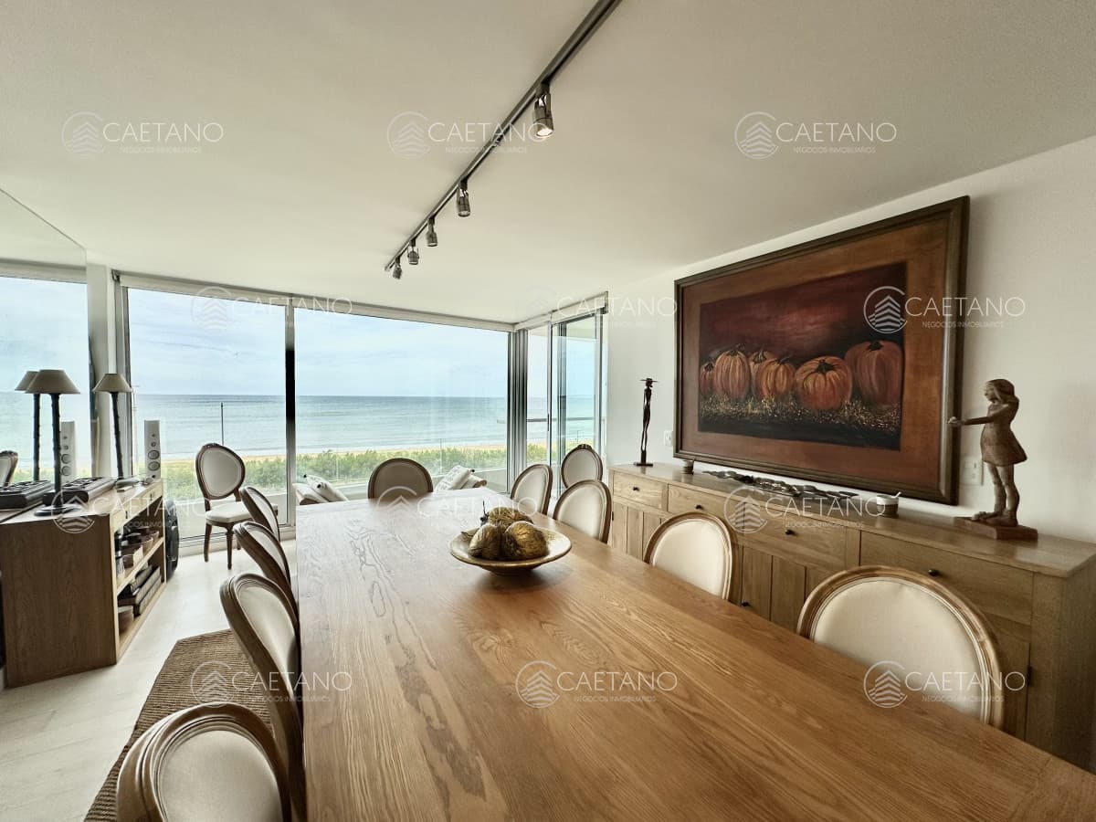 Venta Departamento Semi Piso - 5 Dormitorios + Servicio - Primera Linea Punta Del Este — foto 3