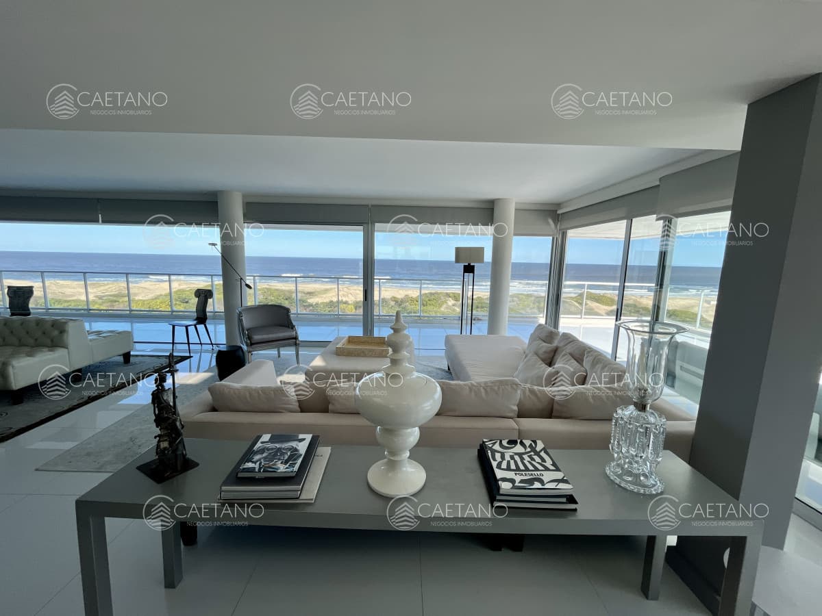 Venta apartamento 4 dormitorios. Playa brava, Punta del Este — foto 2