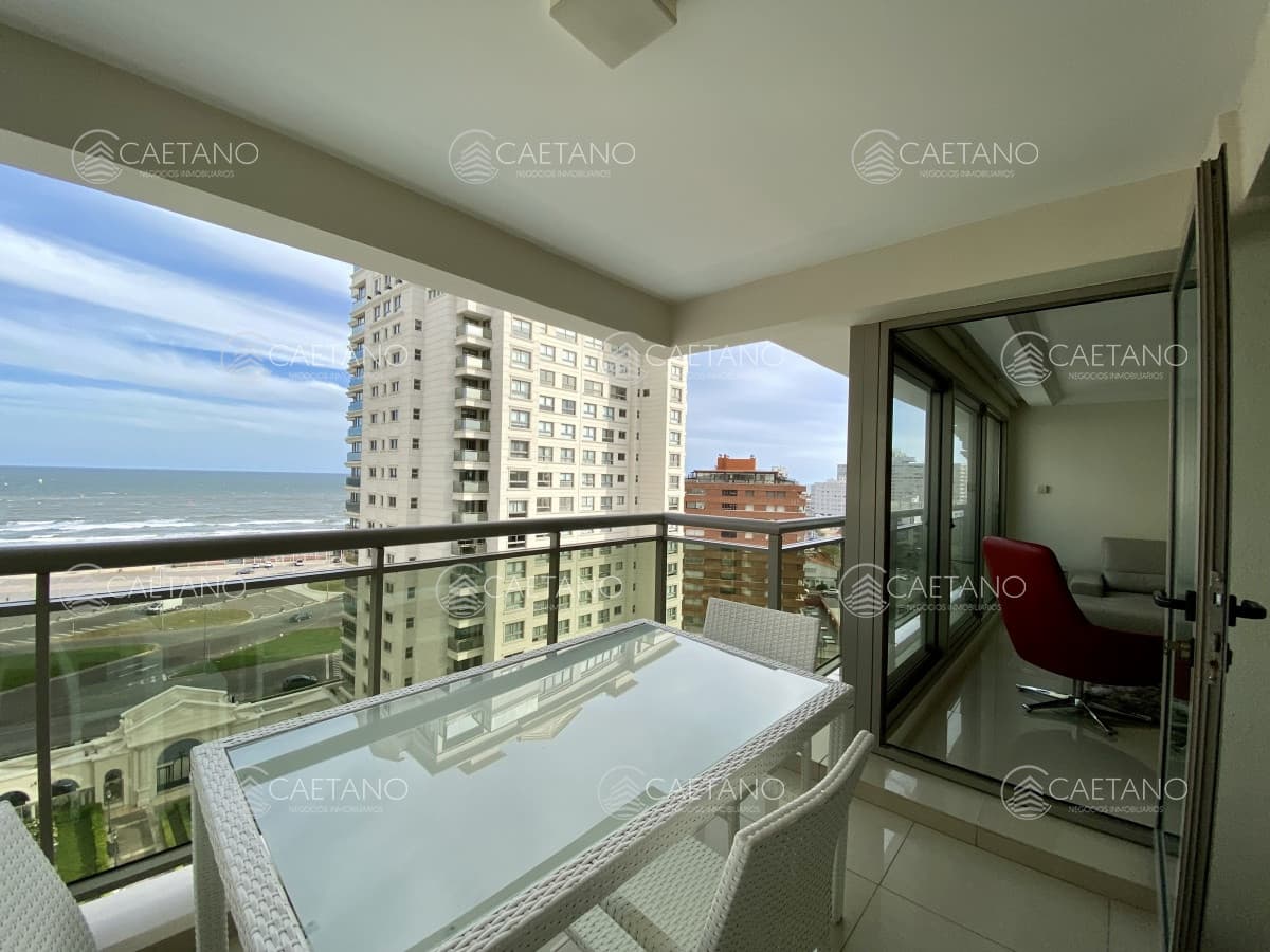 Alquiler temporal apartamento tres dormitorios playa brava punta del este — foto 2