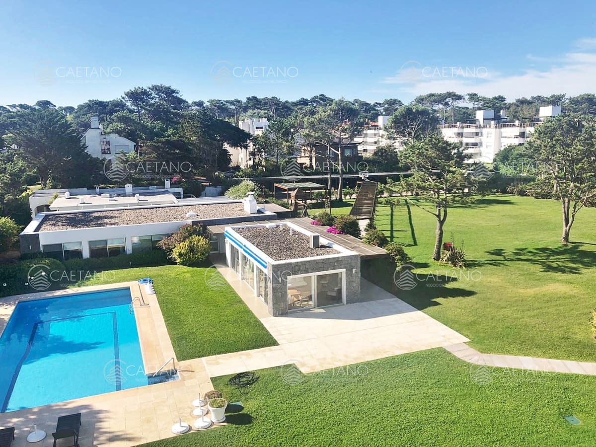 Espectacular dúplex frente al mar. — foto 3