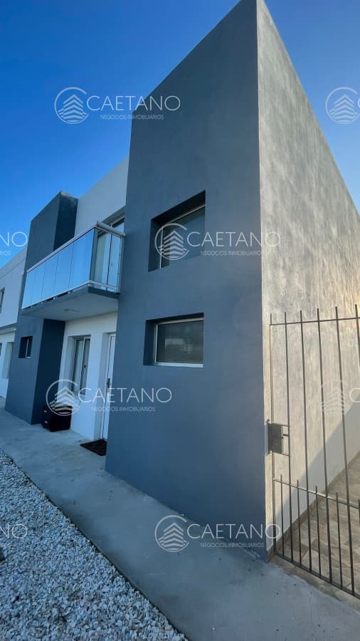 Venta apartamento 2 dormitorios Maldonado.