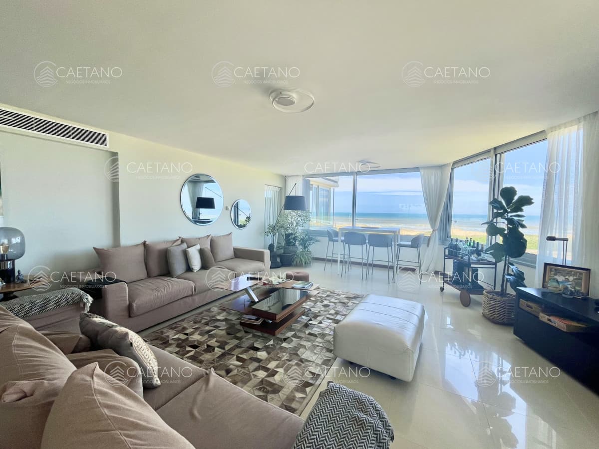 Venta y Alquiler Apartamento primera línea Brava — foto 2