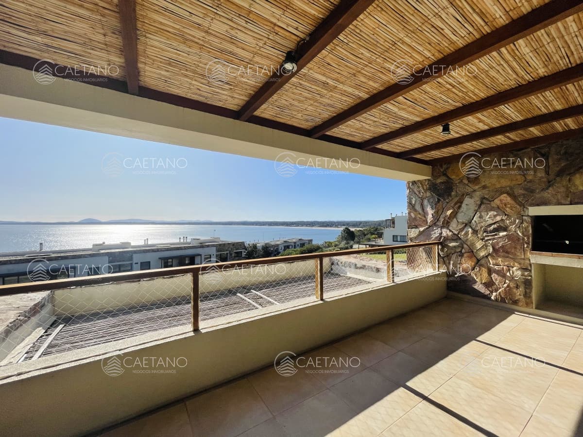 Apartamento en alquiler en Punta Ballena