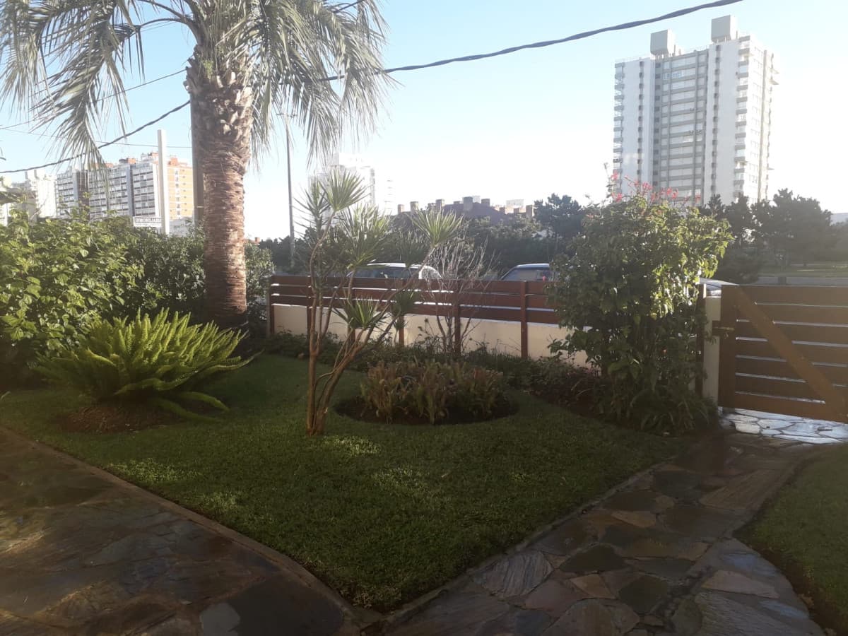Venta apartamento 2 dormitorios - Punta del Este