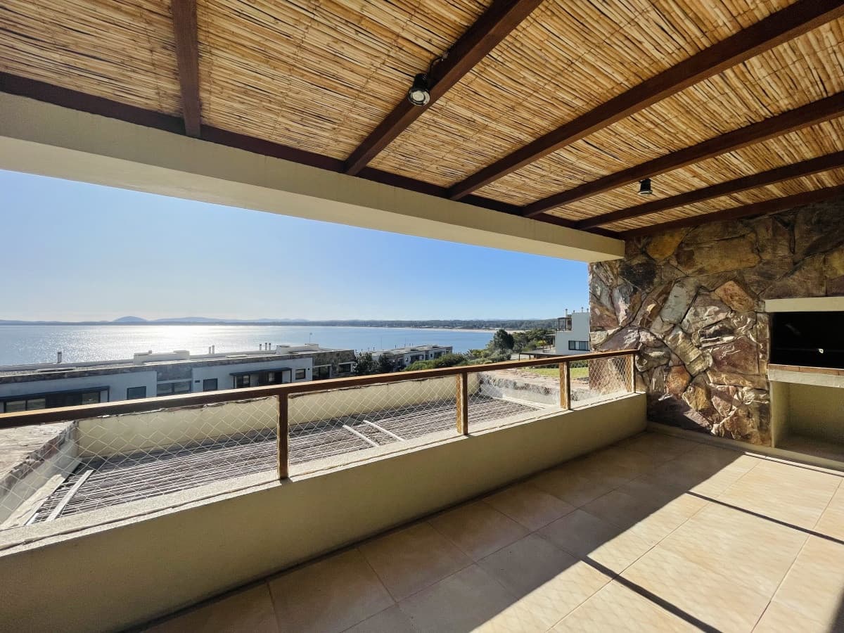 Apartamento en alquiler en Punta Ballena