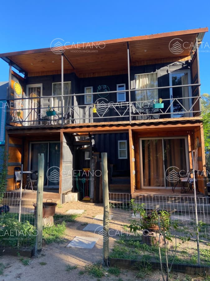 Casa tipo monoambiente en planta baja