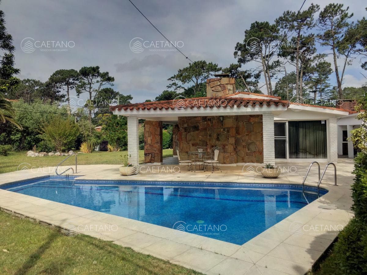 Venta casa 3 dormitorios - Lugano, Punta del Este