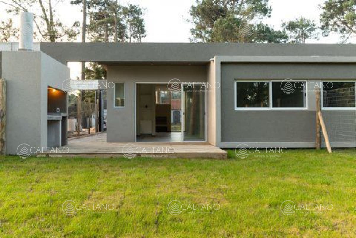 Venta casa 2 dormitorios. Pinares, Punta del Este. — foto 2