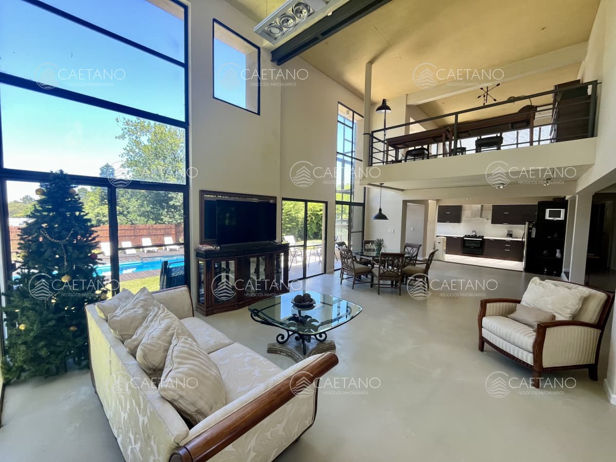 Alquiler anual temporal casa 5 dormitorios. Playa brava, Punta del Este — foto 3