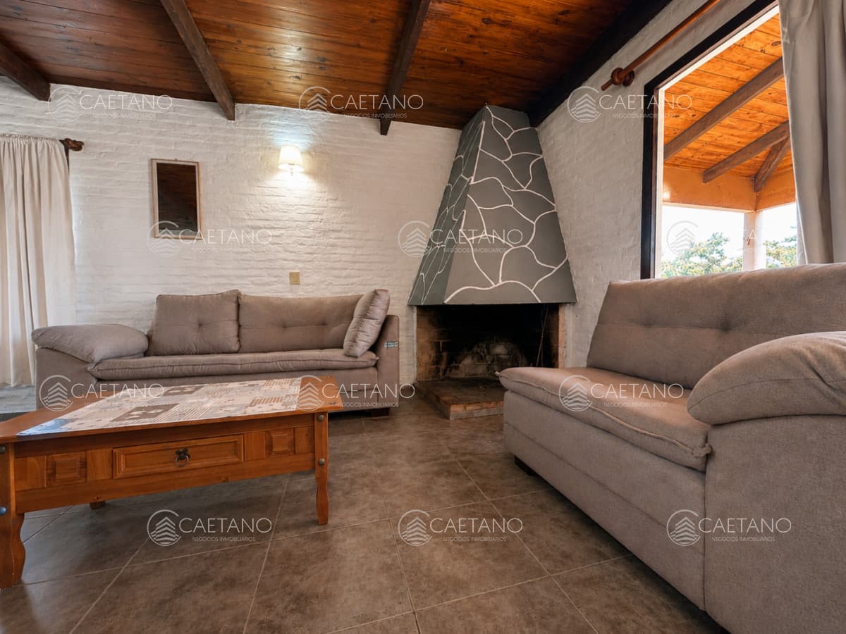 VENTA CASA DE 2 DORMITORIOS EN LA JUANITA — foto 2