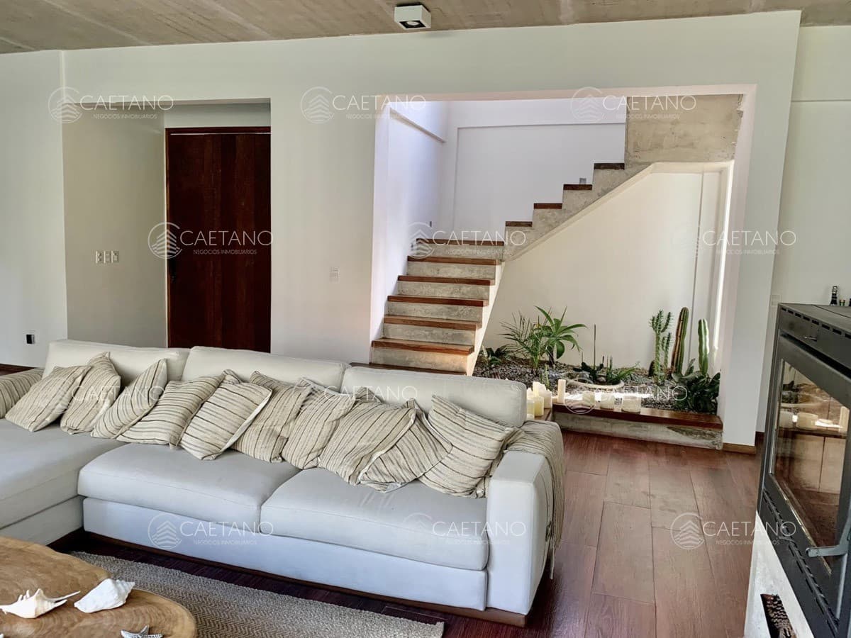 Venta casa 5 dormitorios. Montoya, La barra — foto 3